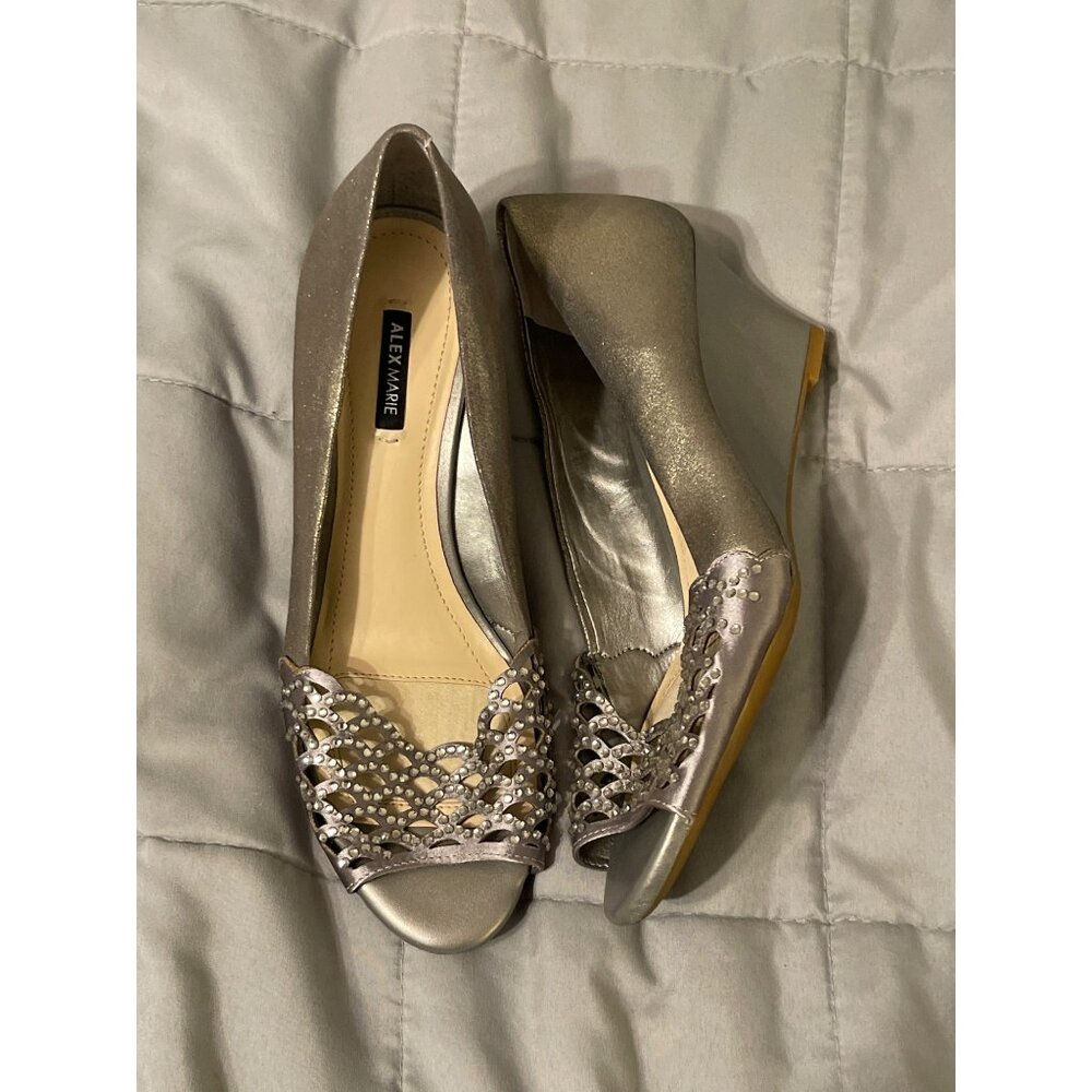 Alex Marie Silver Peep-Toe Wedge Shoes With Rhinestones 6.5M - Picture 3 of 8
